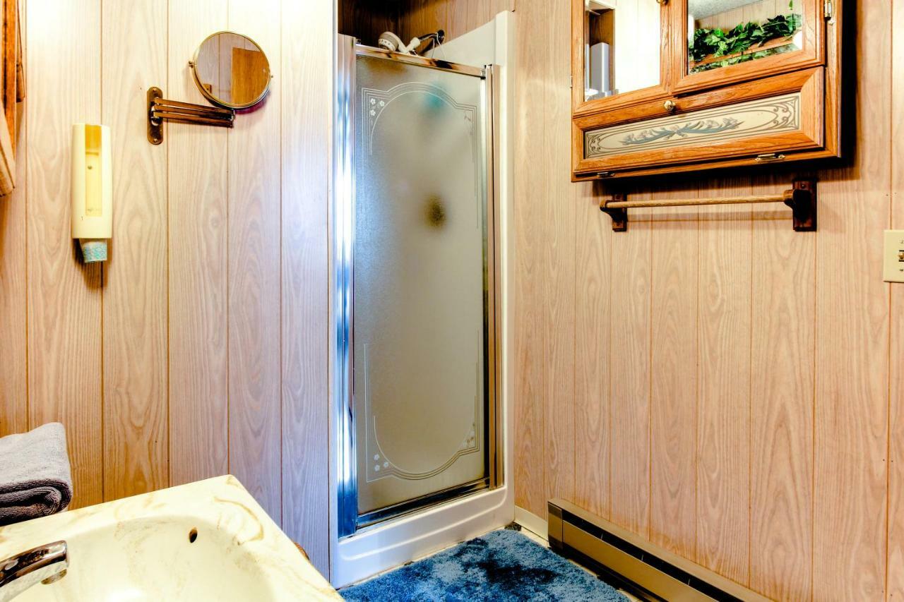 Scenic Bay Float Home Hideaway Athol 외부 사진