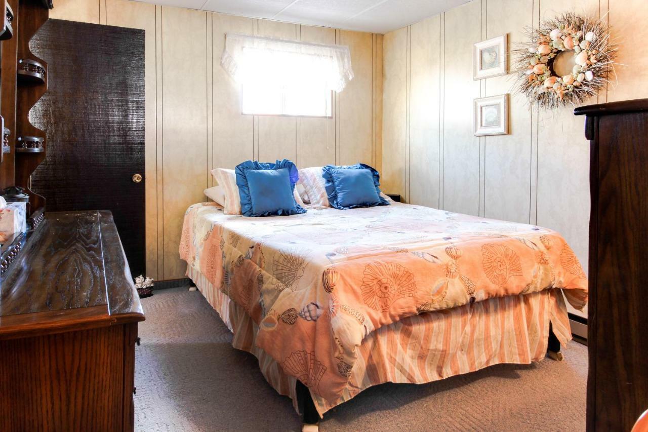 Scenic Bay Float Home Hideaway Athol 외부 사진