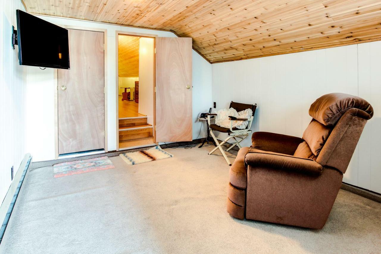 Scenic Bay Float Home Hideaway Athol 외부 사진